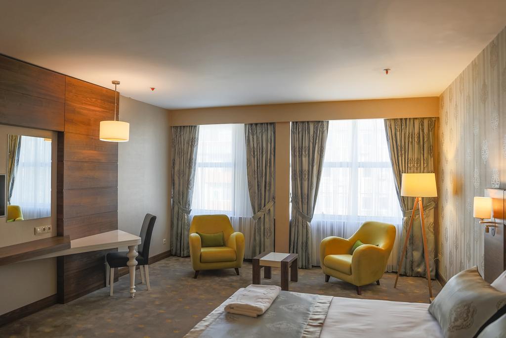 Royal Hotel Inegol Room photo