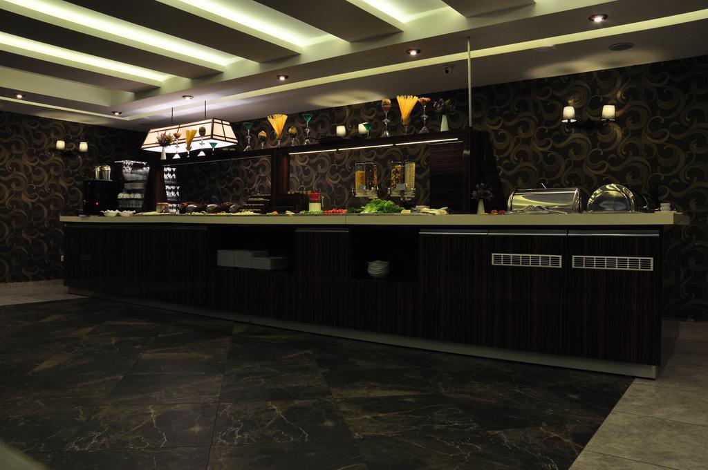Royal Hotel Inegol Exterior photo